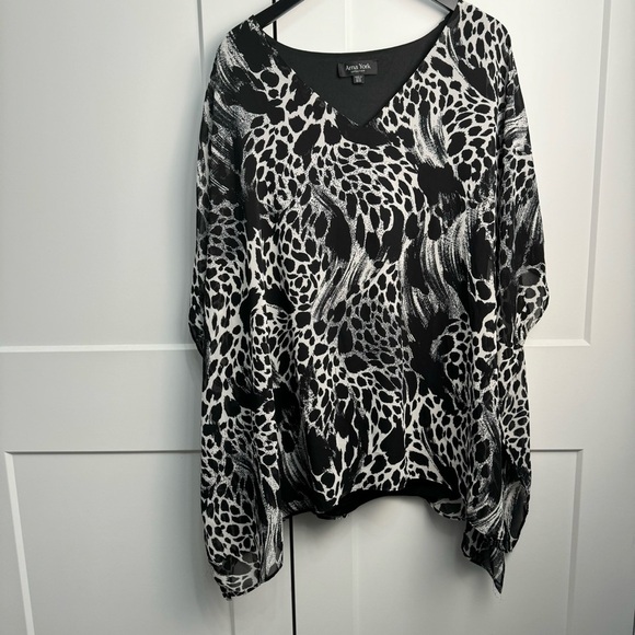 Arna York Collection Bella Overlay Top Black Animal Print Size 18 20 - Picture 1 of 7